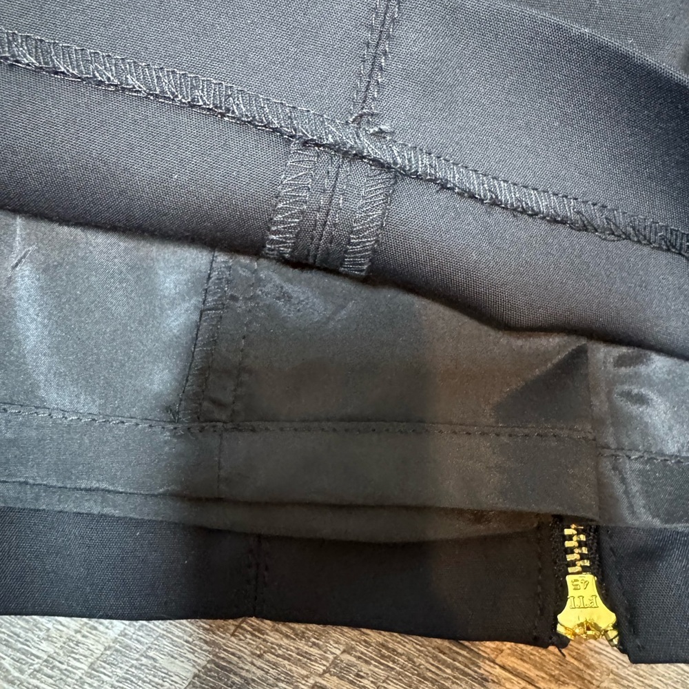 Bebe Little Black Dress Midi Sheath Dress Gold Zippers Bondage Women’s SZ 2 - Picture 11 of 15